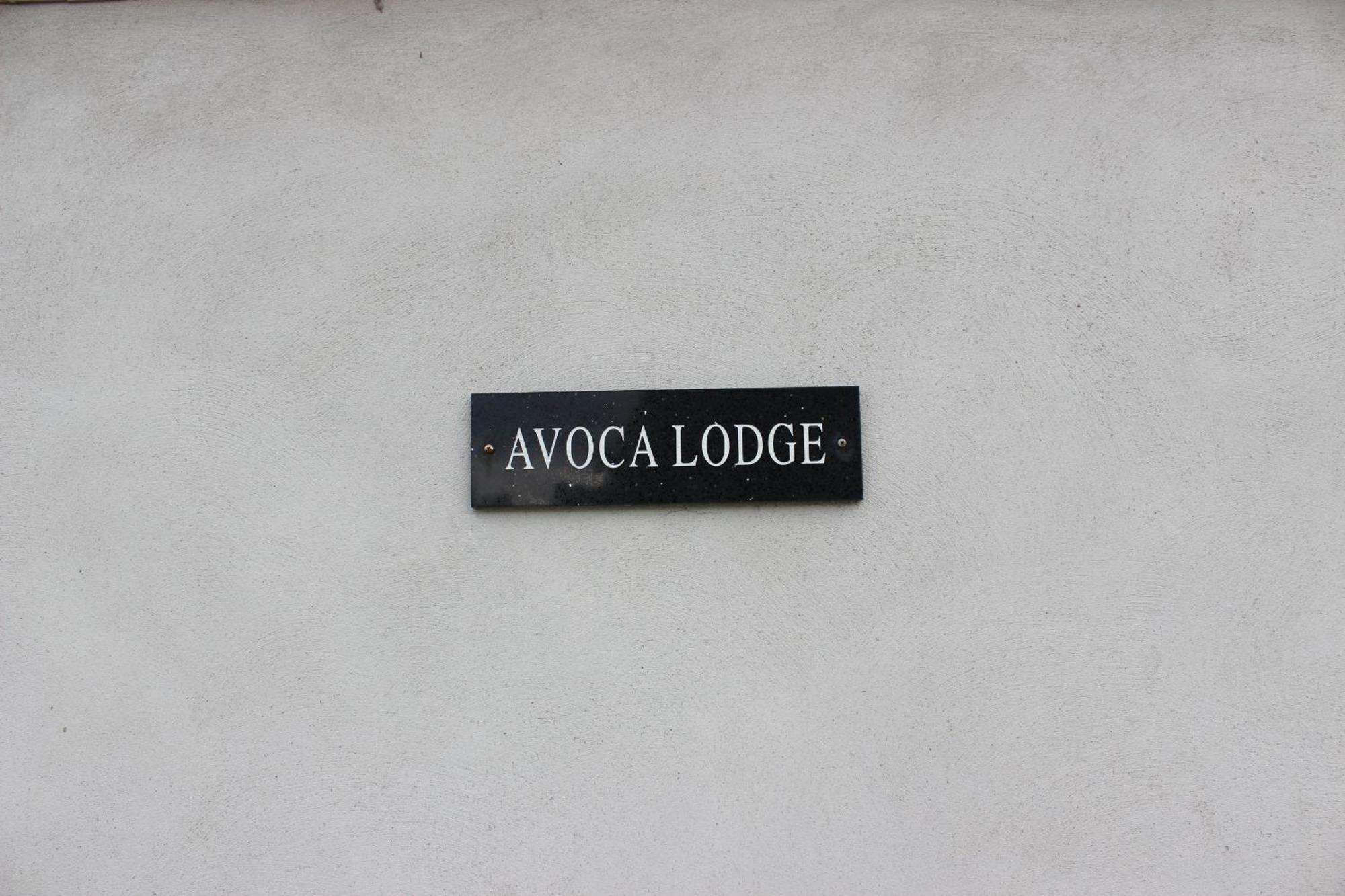 Avoca Lodge Lisburn Bagian luar foto